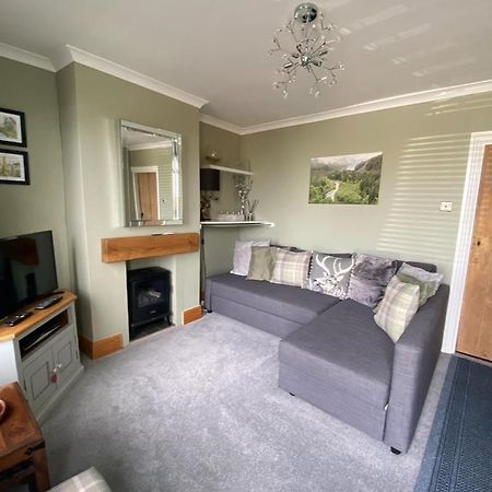 Outskirts Of Ulverston, Entire Cottage - Sleeps 4 Eksteriør billede